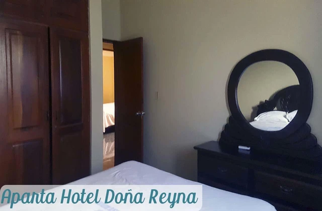 Aparthotel Dona Reyna La Caleta Room 1